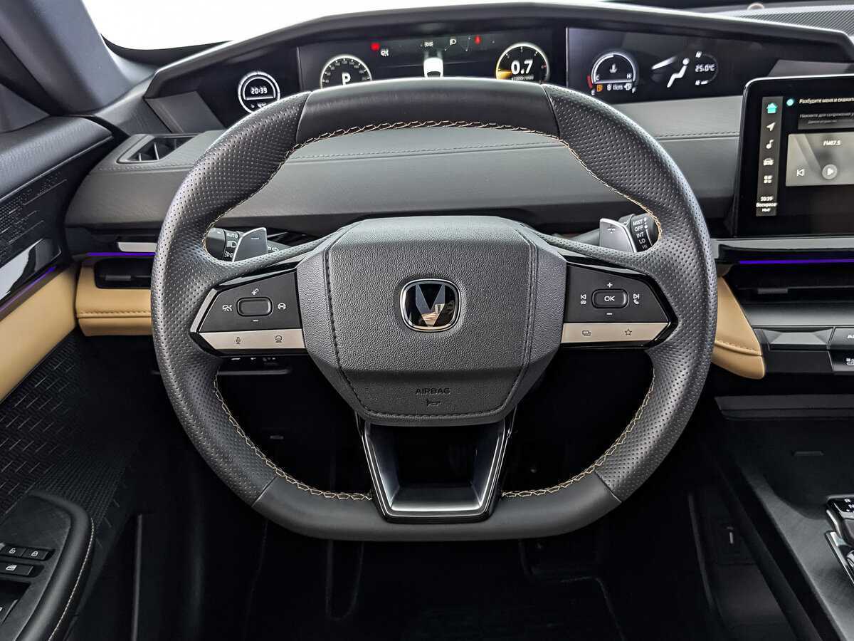 Changan UNI-V с пробегом — 2022 год. Фото: #20