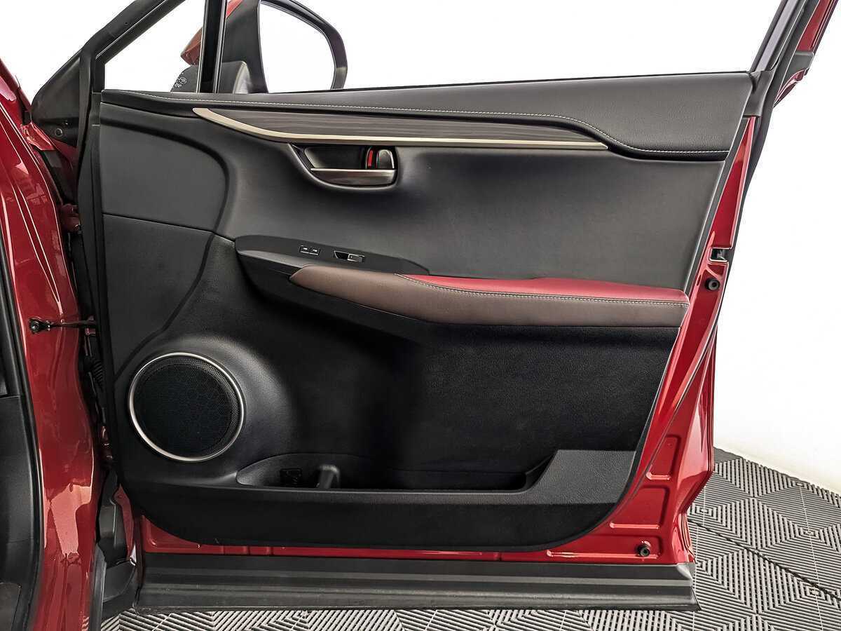 Lexus NX с пробегом — 2019 год. Фото: #24