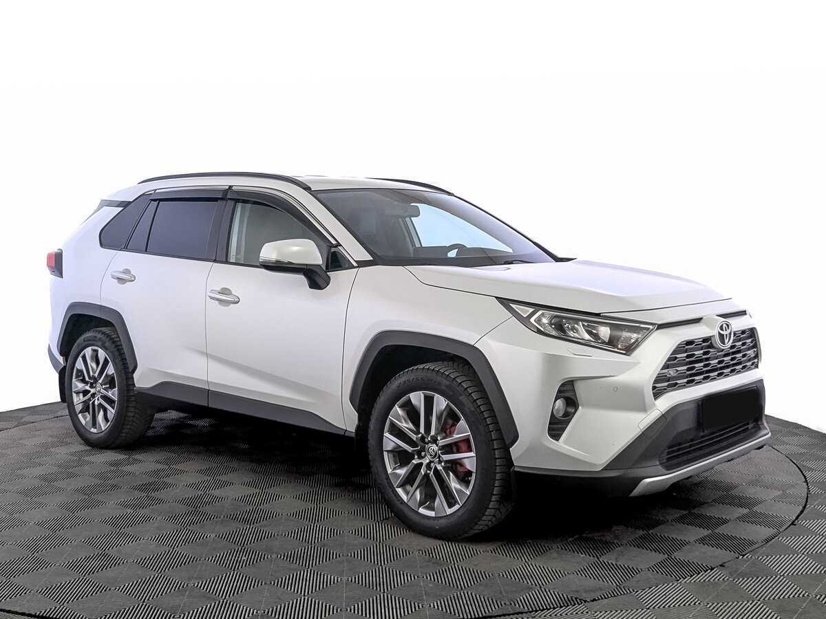 Toyota RAV4 с пробегом — 2019 год. Фото: #2
