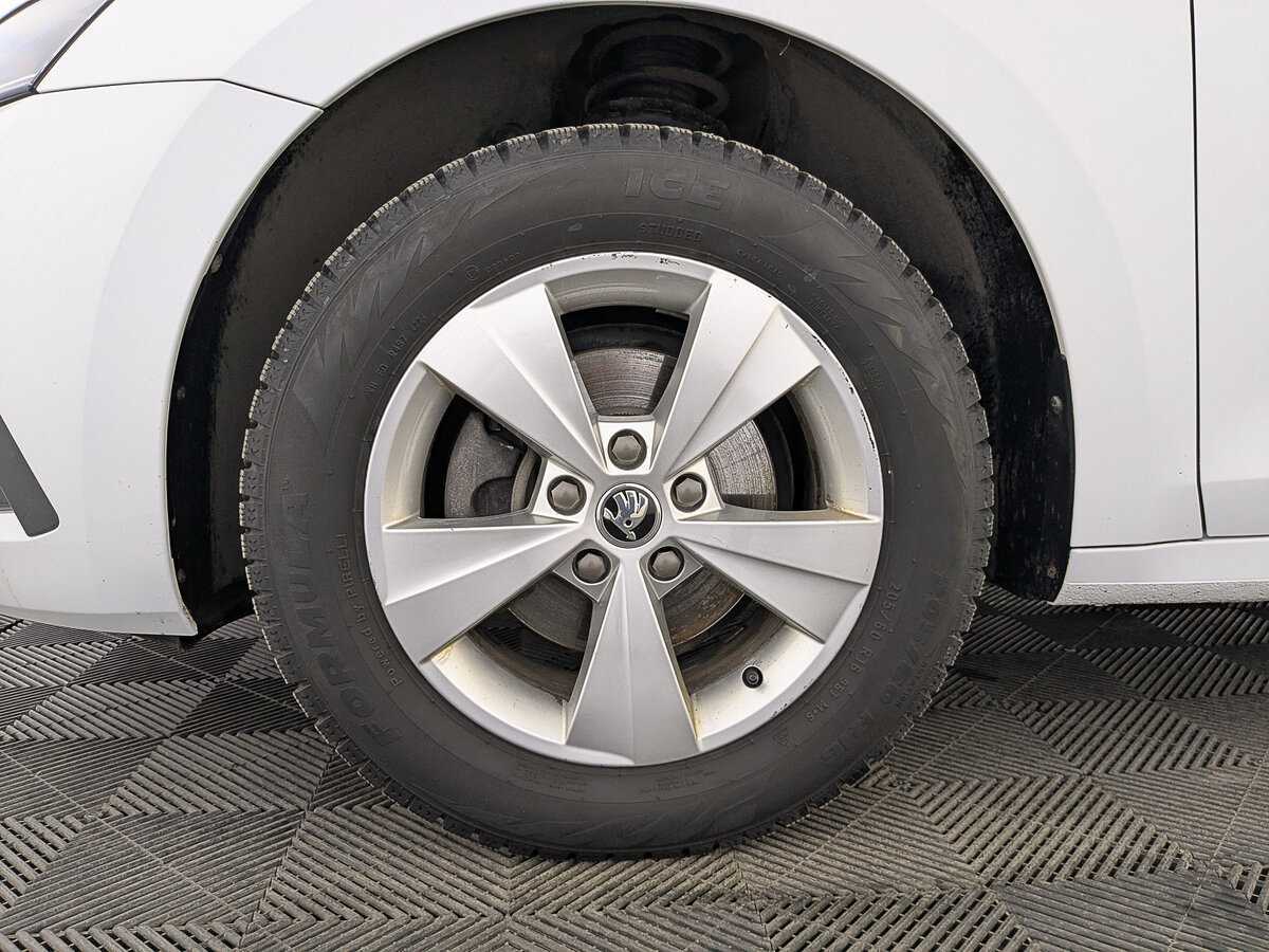 Skoda Octavia с пробегом — 2021 год. Фото: #11