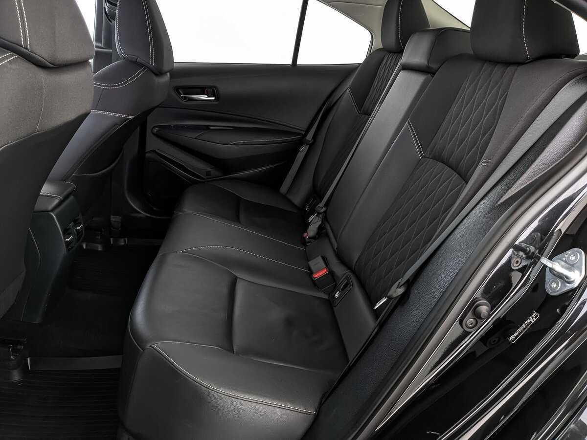 Toyota Corolla с пробегом — 2021 год. Фото: #17