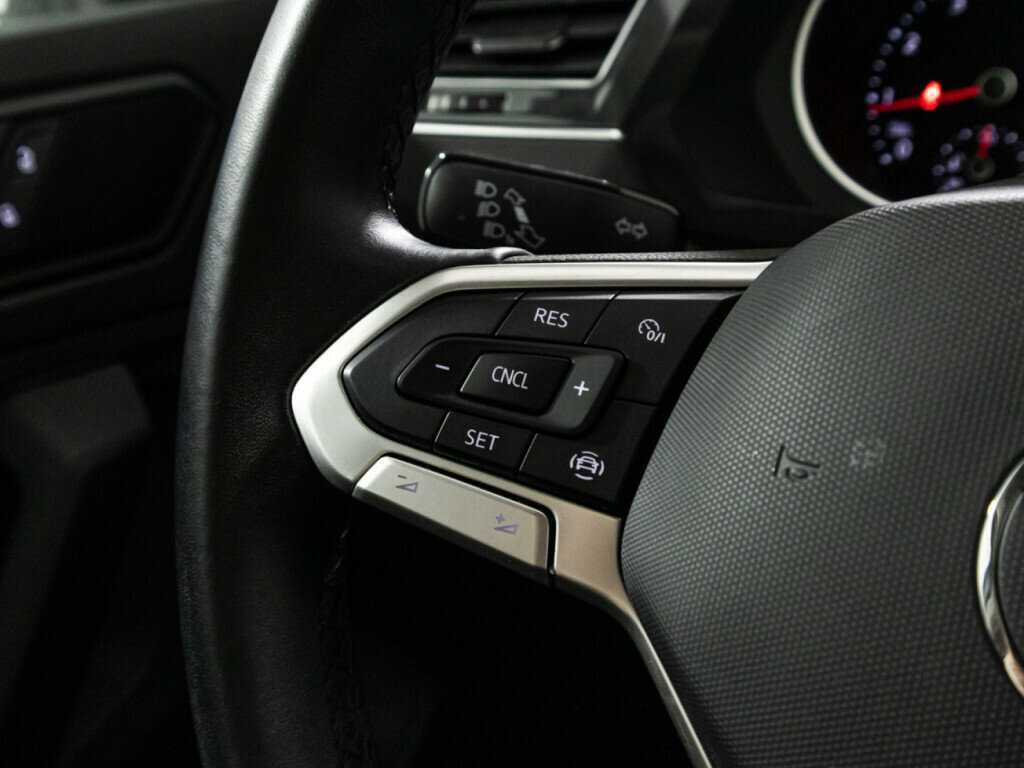Volkswagen Tiguan с пробегом — 2021 год. Фото: #19