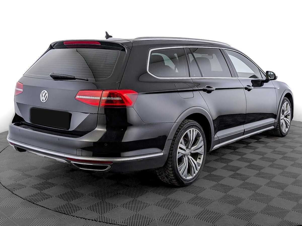 Volkswagen Passat с пробегом — 2018 год. Фото: #4
