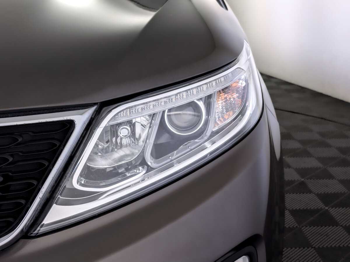 Kia Sorento с пробегом — 2016 год. Фото: #16