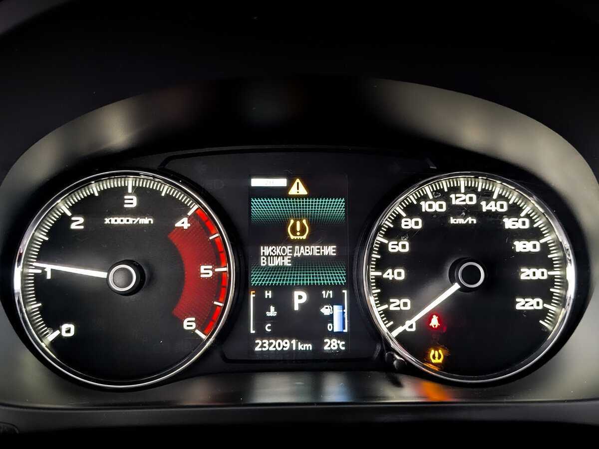 Mitsubishi Pajero Sport с пробегом — 2019 год. Фото: #10