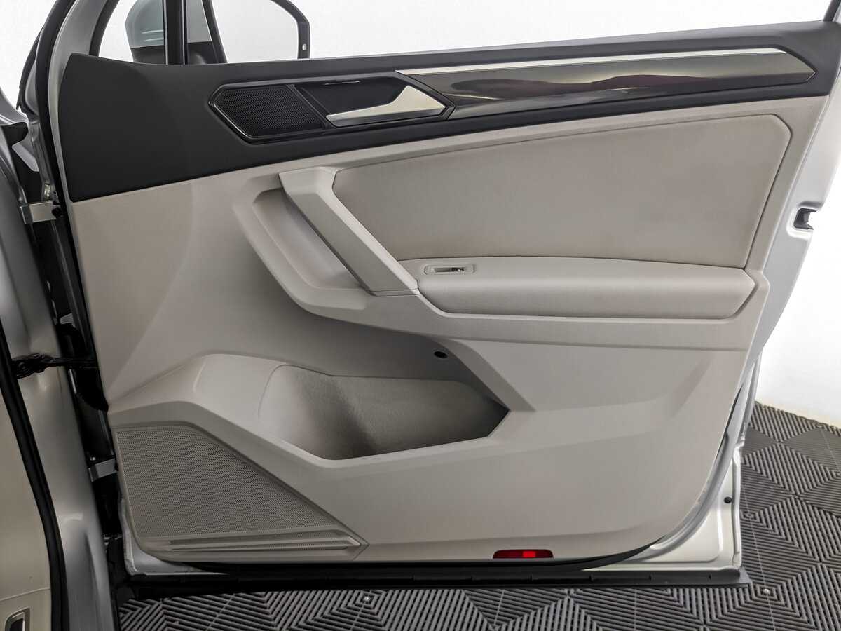 Volkswagen Tiguan с пробегом — 2017 год. Фото: #23