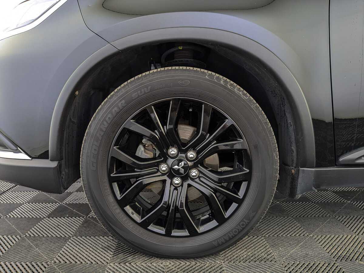 Mitsubishi Outlander с пробегом — 2021 год. Фото: #11