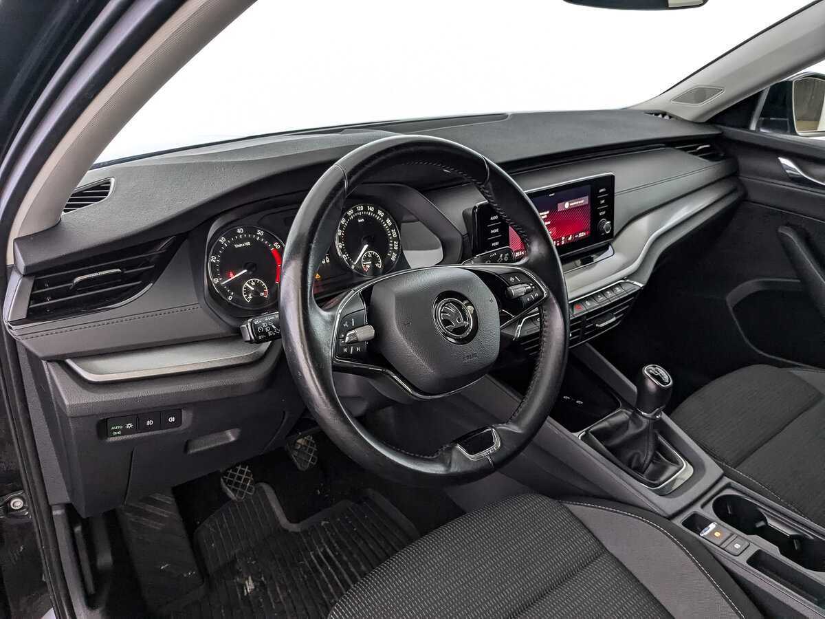 Skoda Octavia с пробегом — 2021 год. Фото: #15