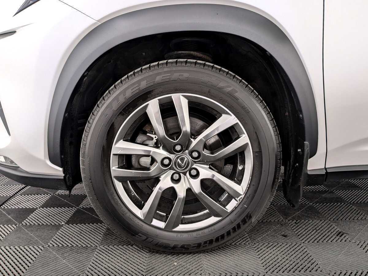 Lexus NX с пробегом — 2018 год. Фото: #17