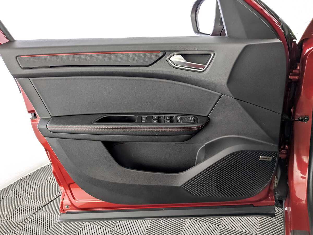 Renault Arkana с пробегом — 2021 год. Фото: #18