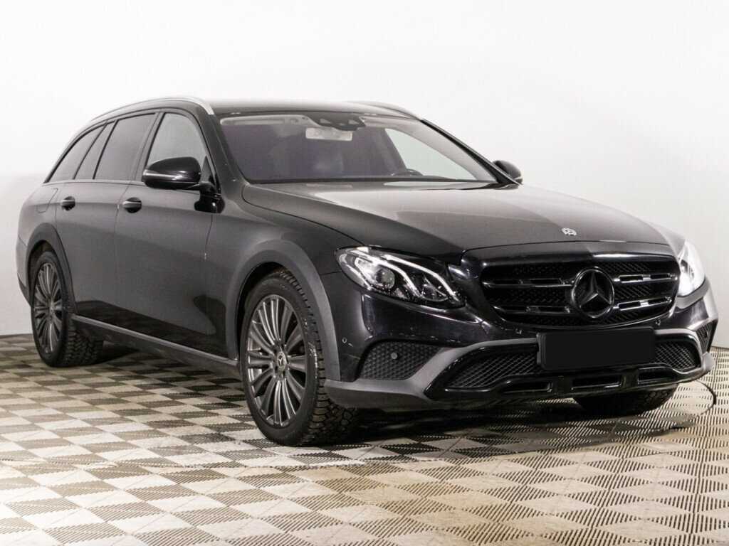 Mercedes-Benz E-Класс с пробегом — 2017 год. Фото: #2