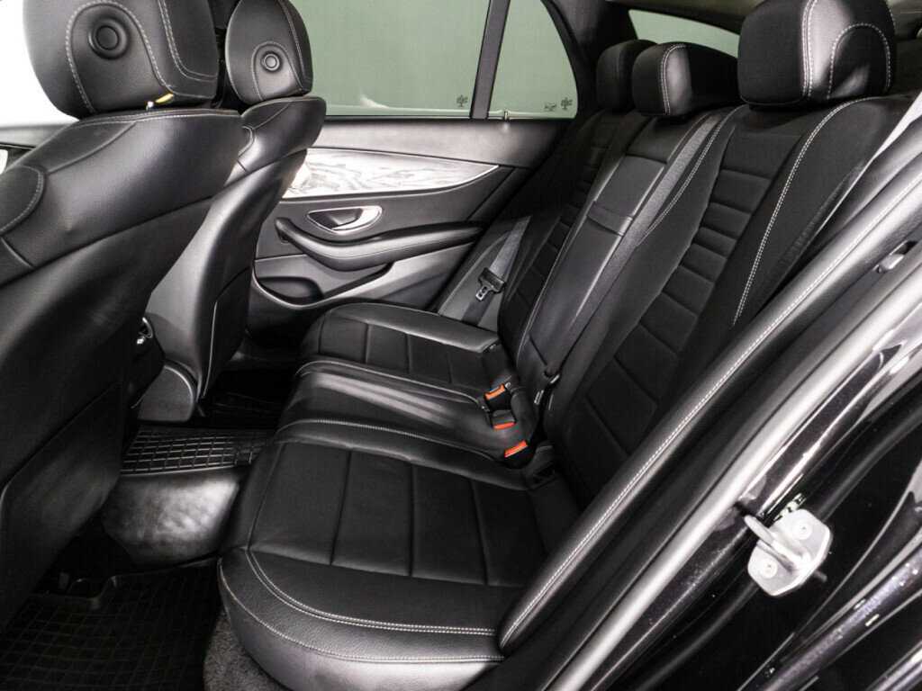 Mercedes-Benz E-Класс с пробегом — 2017 год. Фото: #9