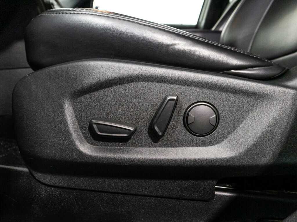 Ford Explorer с пробегом — 2019 год. Фото: #15