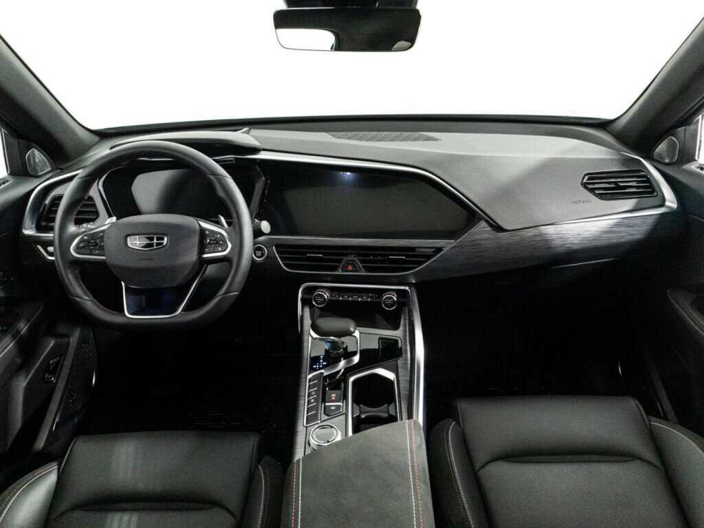 Geely Tugella с пробегом — 2022 год. Фото: #12