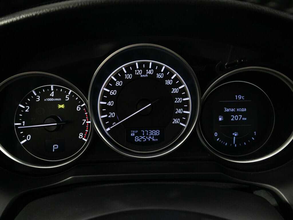 Mazda 6 с пробегом — 2016 год. Фото: #11