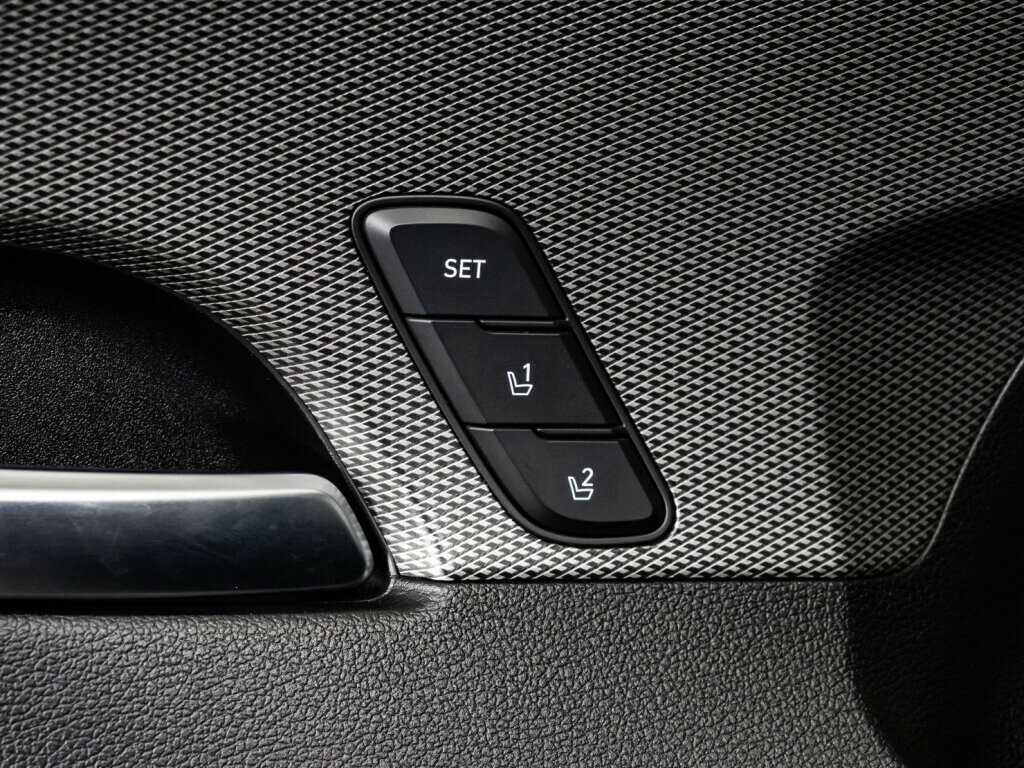 Hyundai Santa Fe с пробегом — 2018 год. Фото: #22