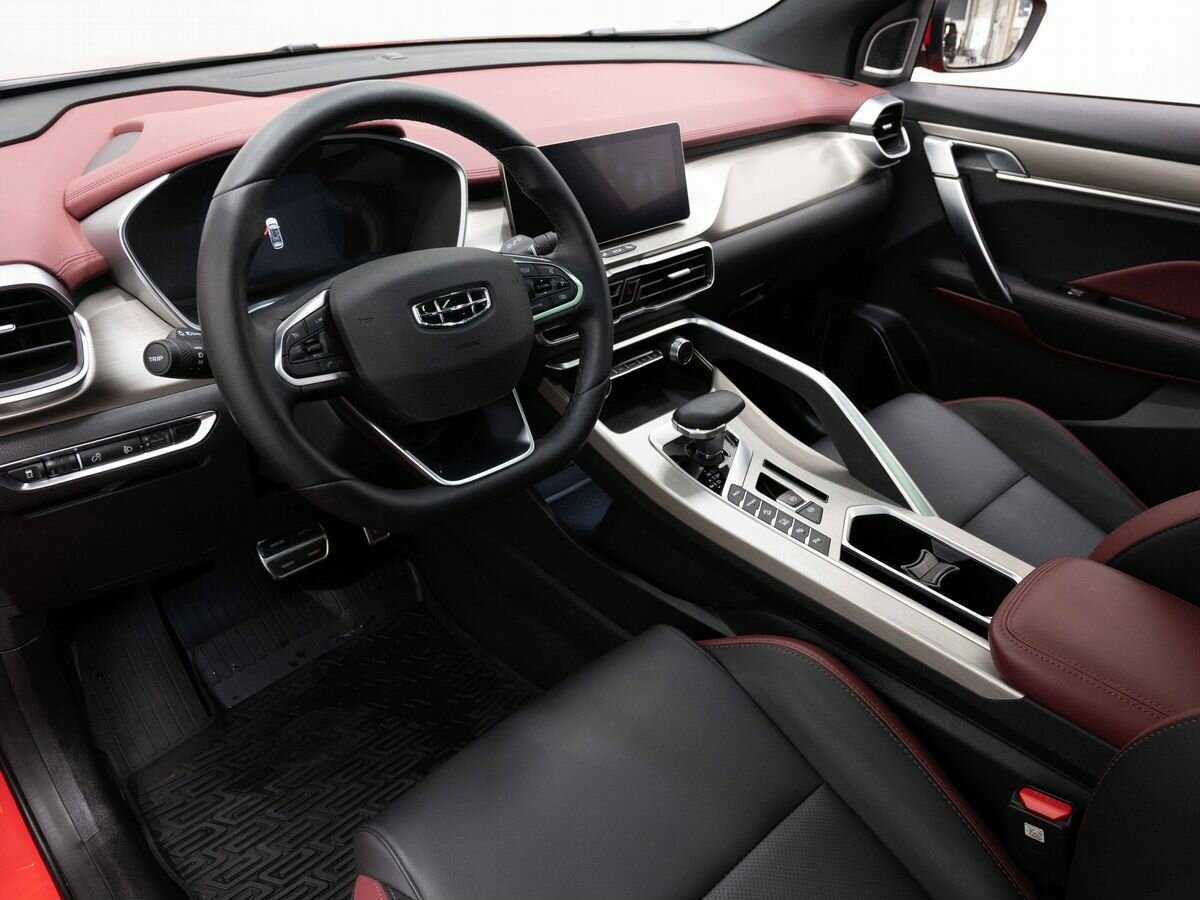 Geely Coolray с пробегом — 2023 год. Фото: #6