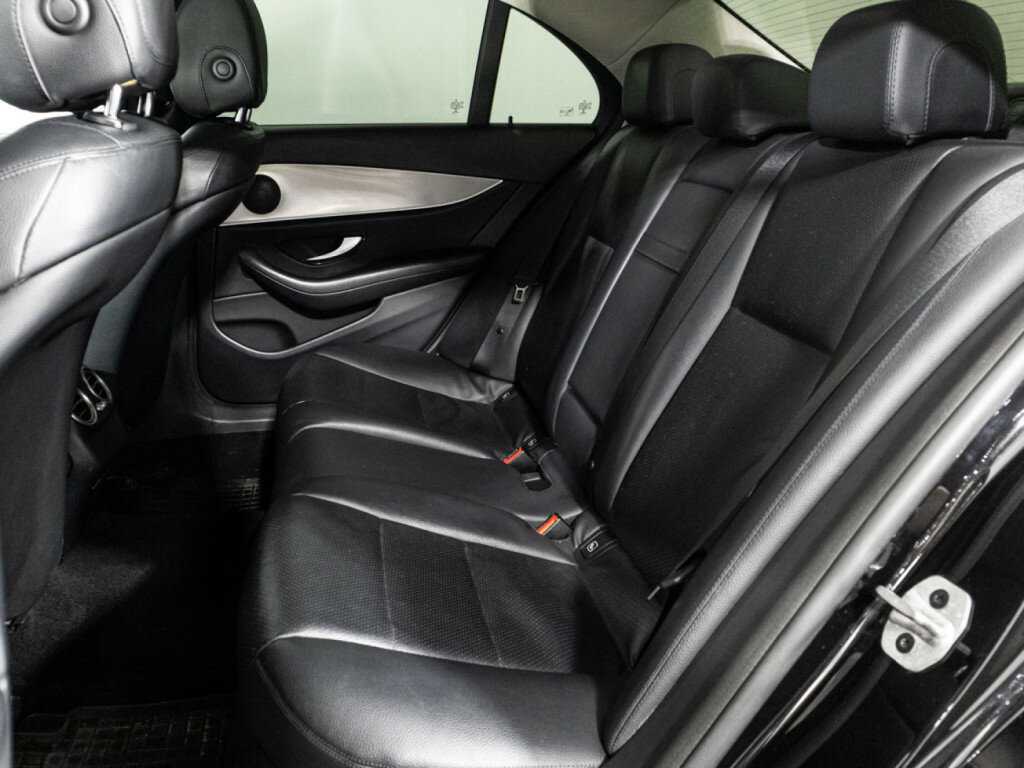 Mercedes-Benz E-Класс с пробегом — 2019 год. Фото: #9