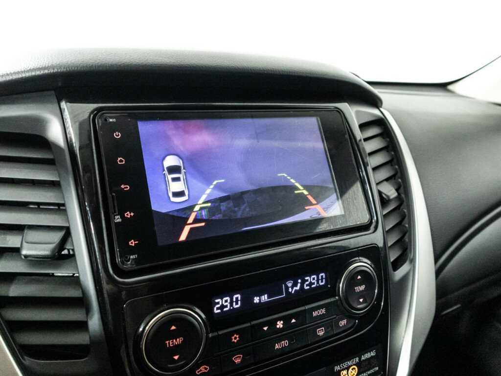 Mitsubishi Pajero Sport с пробегом — 2018 год. Фото: #16