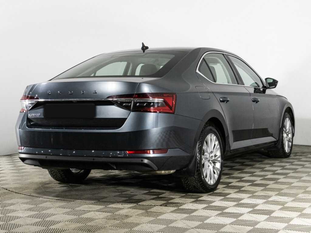 Skoda Superb с пробегом — 2020 год. Фото: #4