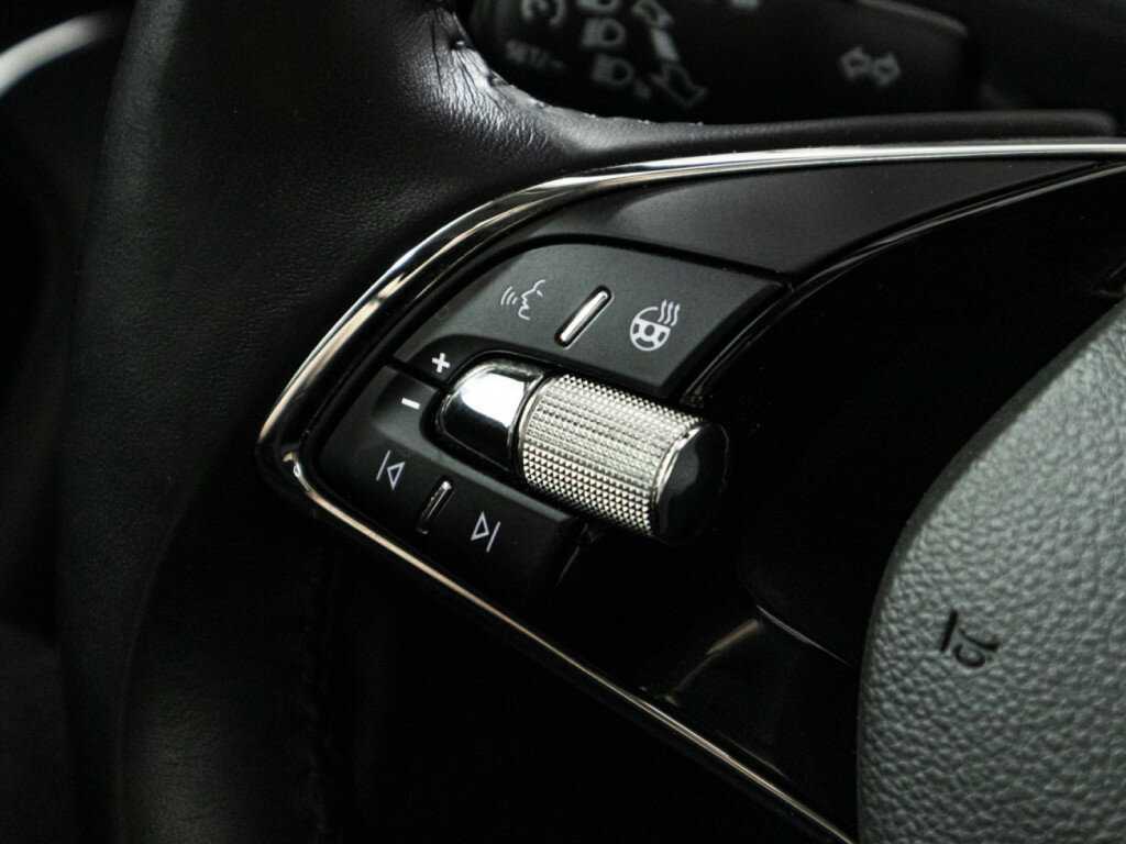 Skoda Superb с пробегом — 2020 год. Фото: #17