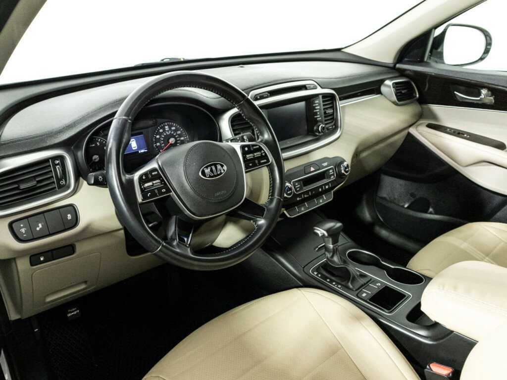 Kia Sorento с пробегом — 2019 год. Фото: #10