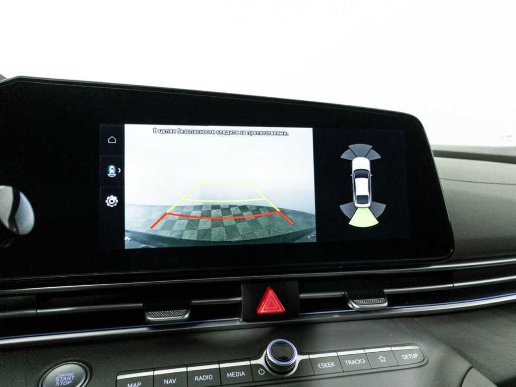 Hyundai Elantra с пробегом — 2021 год. Фото: #18