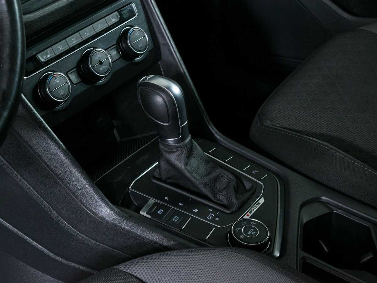 Volkswagen Tiguan с пробегом — 2018 год. Фото: #12