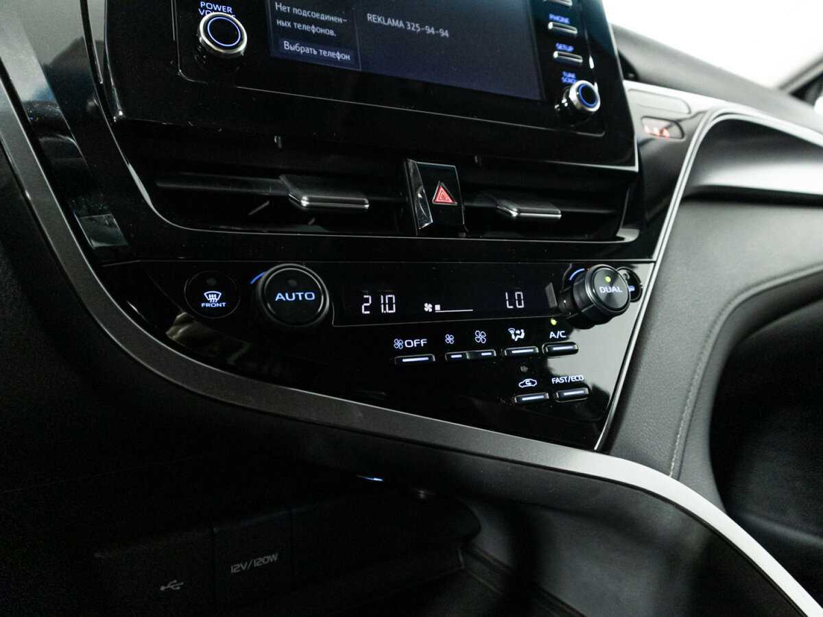 Toyota Camry с пробегом — 2022 год. Фото: #15