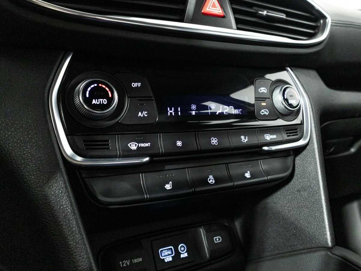 Hyundai Santa Fe с пробегом — 2019 год. Фото: #14