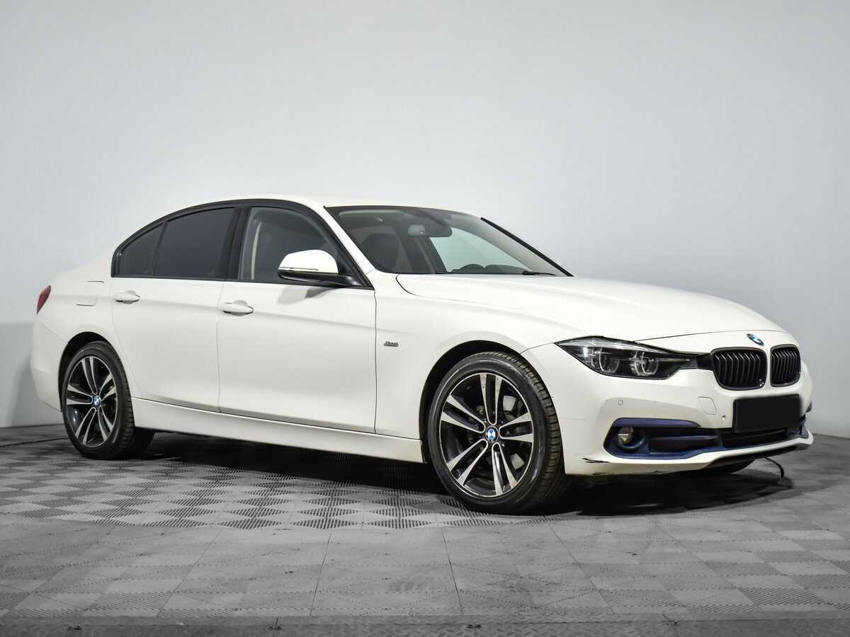 BMW 3 серии с пробегом — 2017 год. Фото: #2