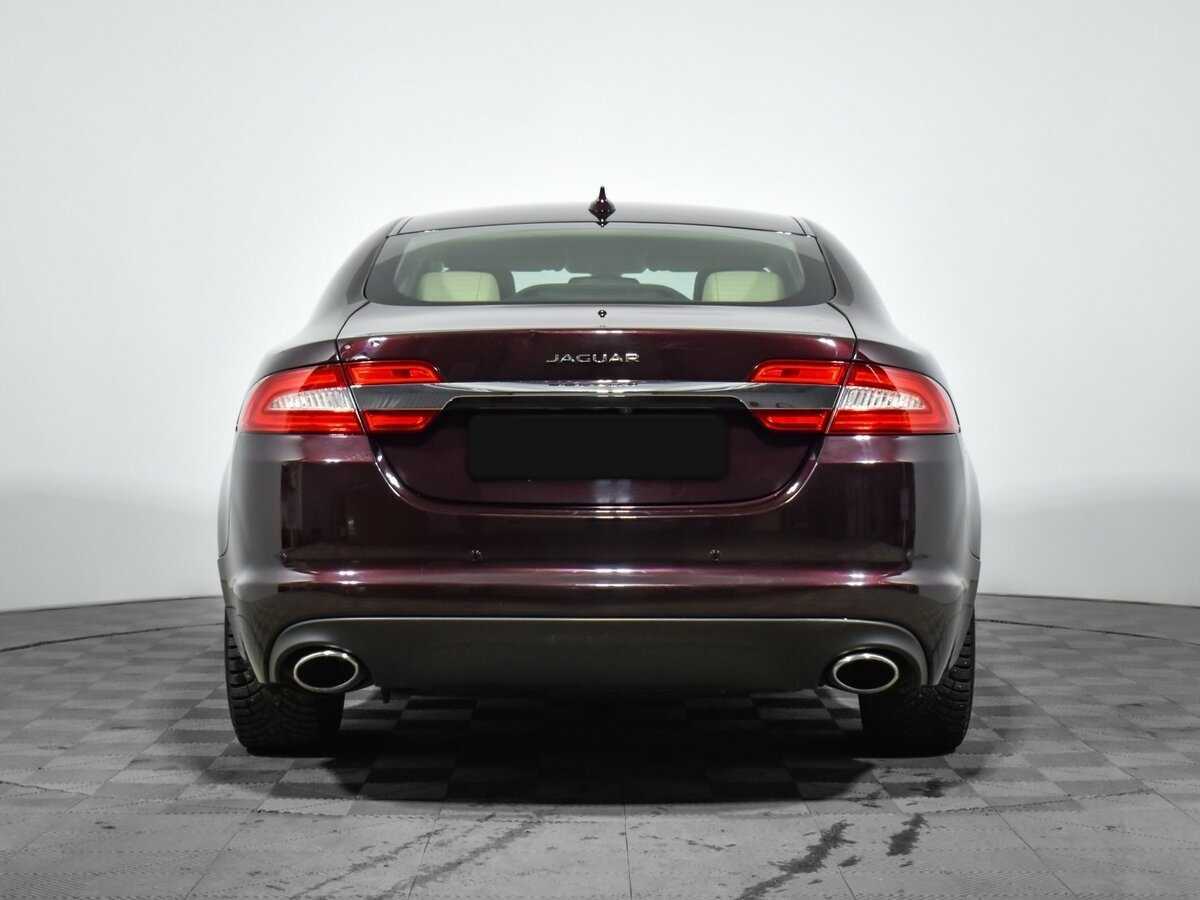 Jaguar XF с пробегом — 2014 год. Фото: #4