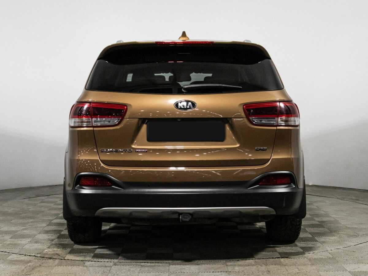 Kia Sorento с пробегом — 2016 год. Фото: #4