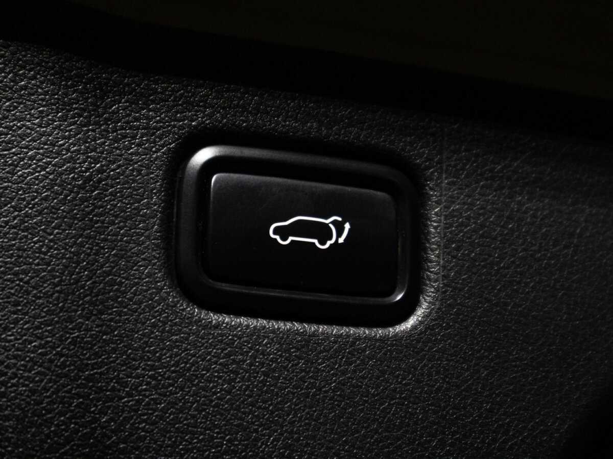 Kia Sorento с пробегом — 2016 год. Фото: #12