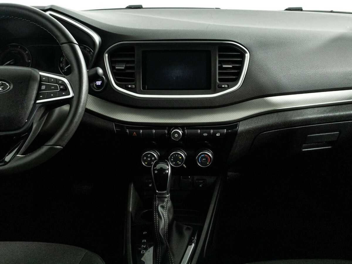 Lada (ВАЗ) Vesta с пробегом — 2024 год. Фото: #13