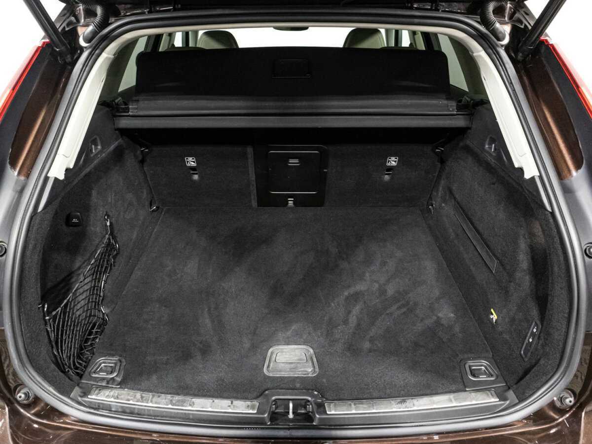 Volvo XC60 с пробегом — 2018 год. Фото: #14