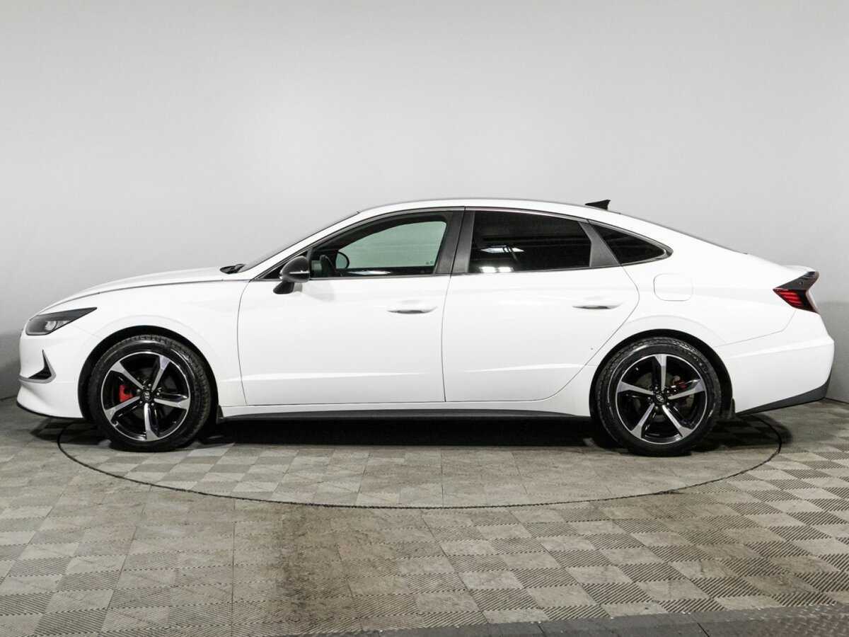 Hyundai Sonata с пробегом — 2021 год. Фото: #7