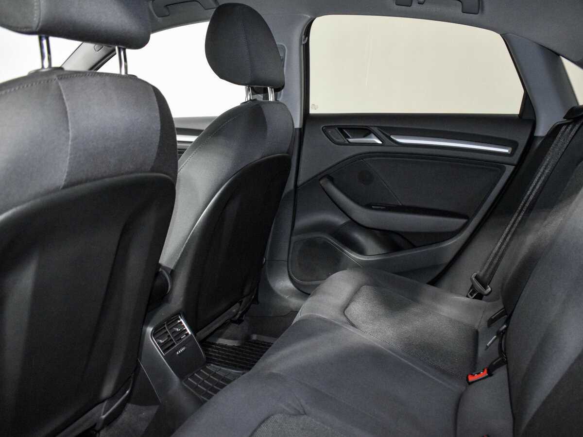 Audi A3 с пробегом — 2018 год. Фото: #11