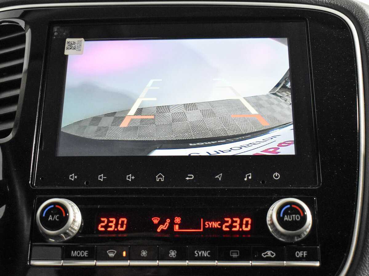 Mitsubishi Outlander с пробегом — 2021 год. Фото: #18