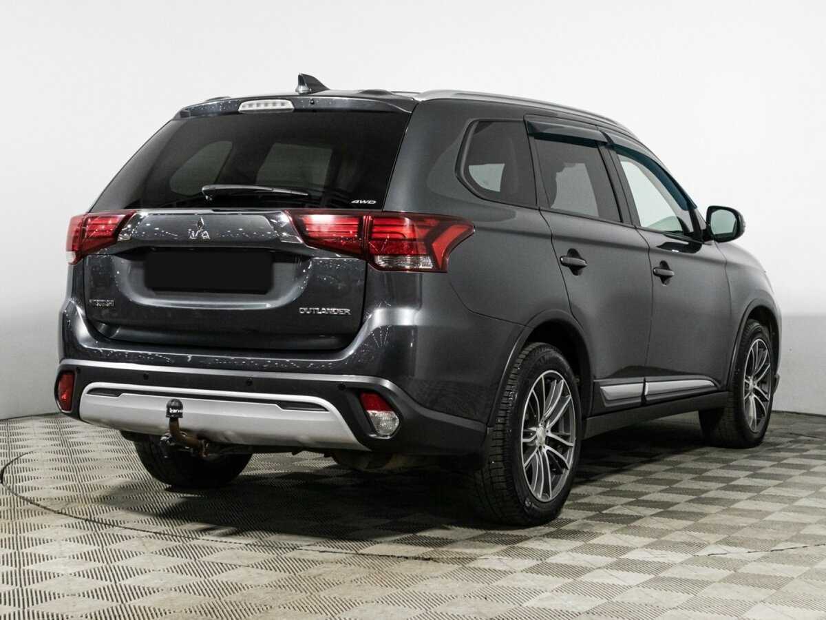 Mitsubishi Outlander с пробегом — 2019 год. Фото: #4