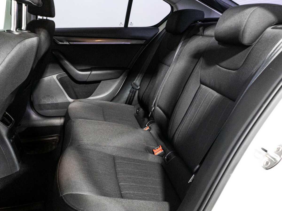 Skoda Octavia с пробегом — 2017 год. Фото: #9