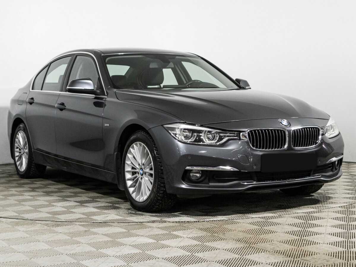 BMW 3 серии с пробегом — 2017 год. Фото: #2