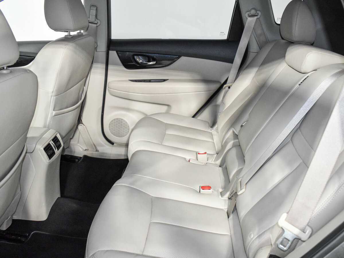 Nissan X-Trail с пробегом — 2018 год. Фото: #11