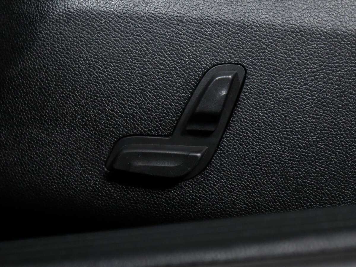 Mercedes-Benz E-Класс с пробегом — 2015 год. Фото: #15