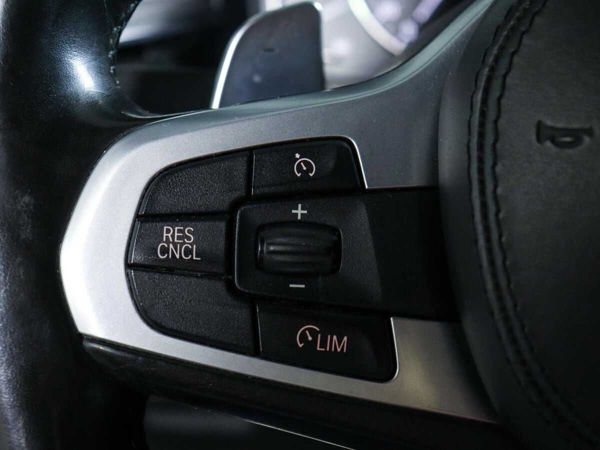 BMW 5 серии с пробегом — 2018 год. Фото: #18