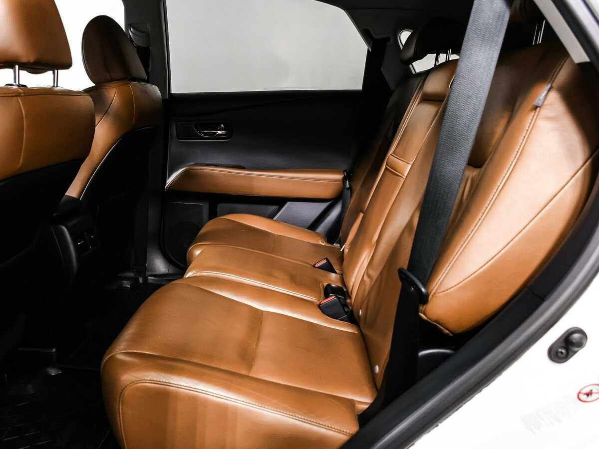 Lexus RX с пробегом — 2014 год. Фото: #11
