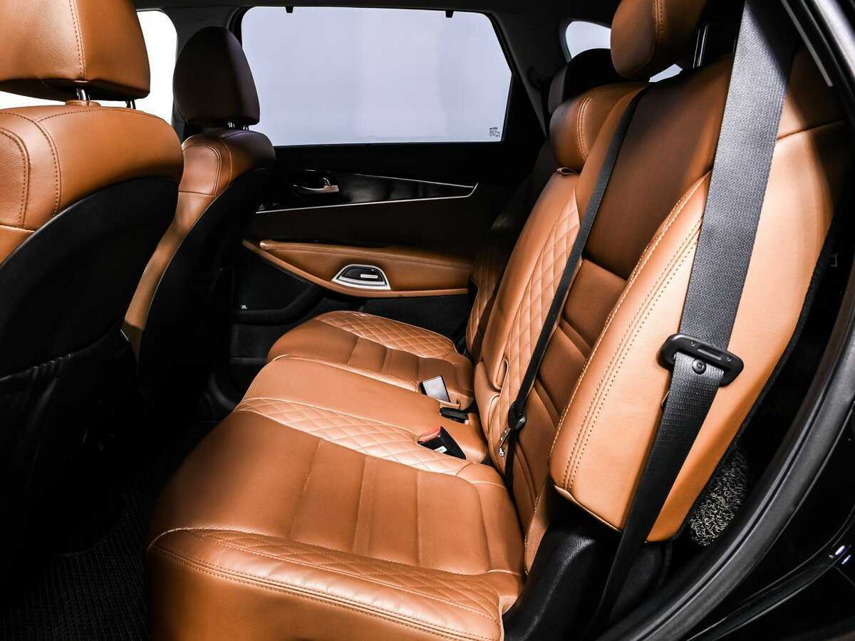 Kia Sorento с пробегом — 2018 год. Фото: #11