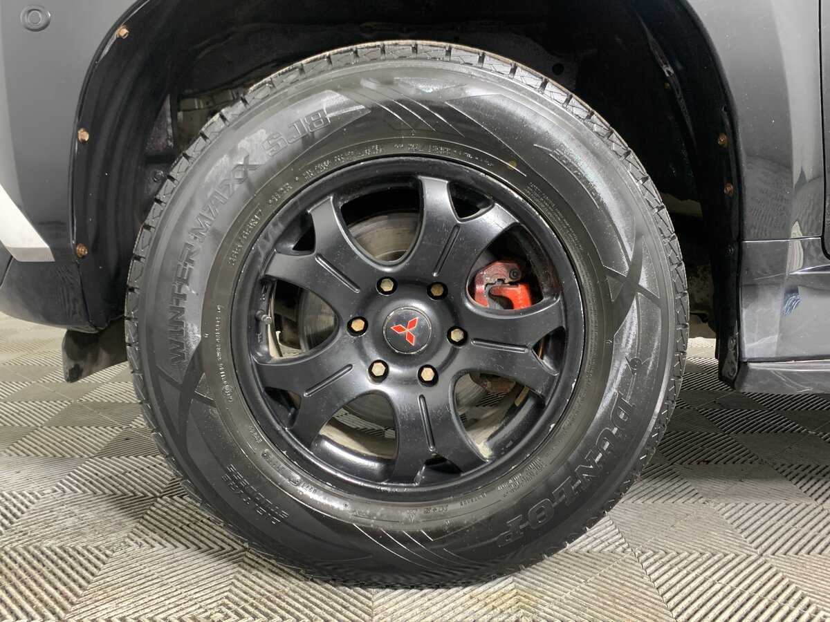 Mitsubishi Pajero Sport с пробегом — 2017 год. Фото: #8