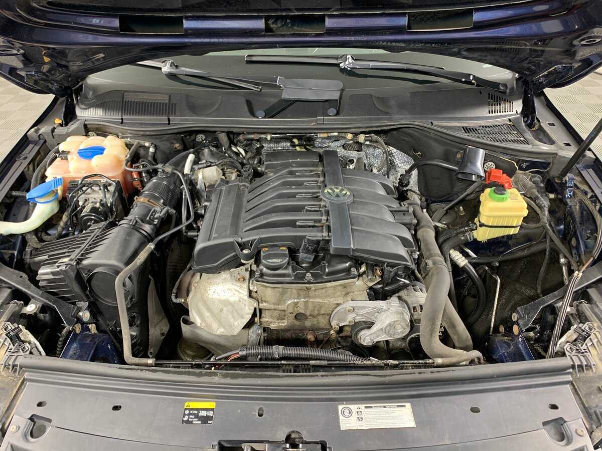 Volkswagen Touareg с пробегом — 2013 год. Фото: #10