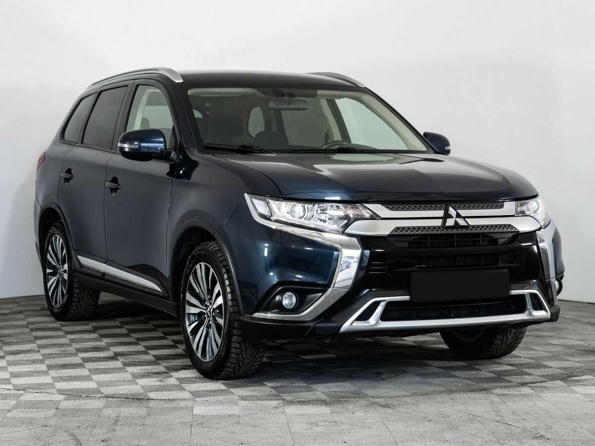 Mitsubishi Outlander с пробегом — 2020 год. Фото: #2